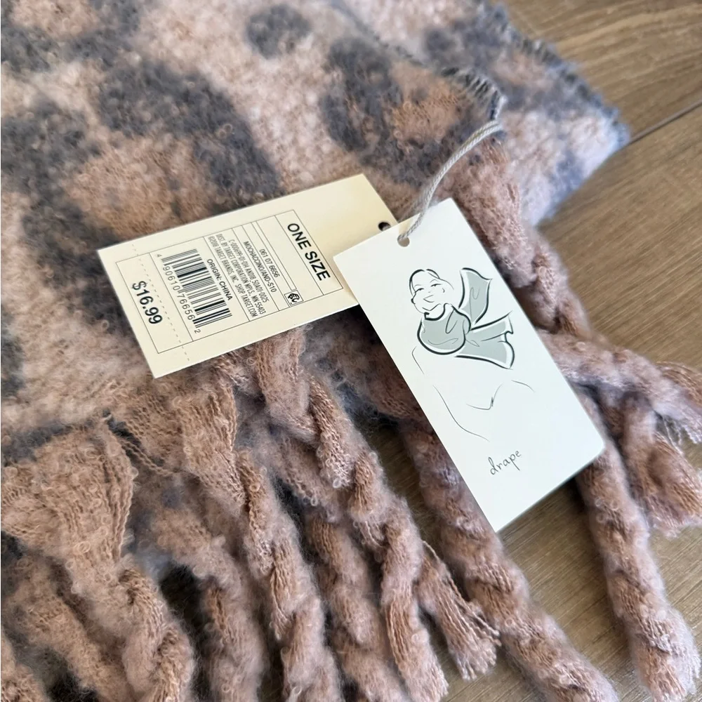 a new day Leopard Print Scarf - Brown and Gray - Picture 3 of 6